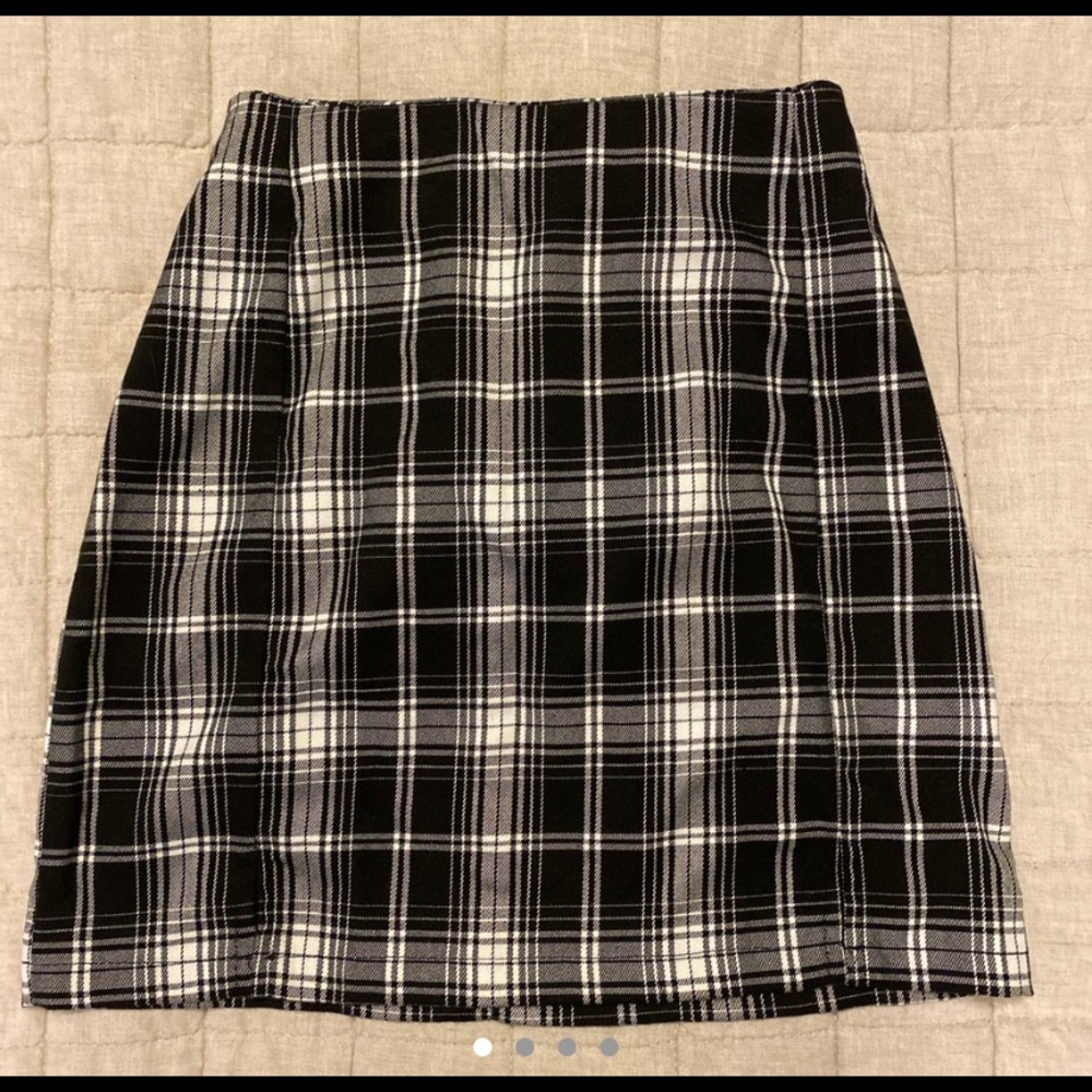 black and white brandy melville cara skirt